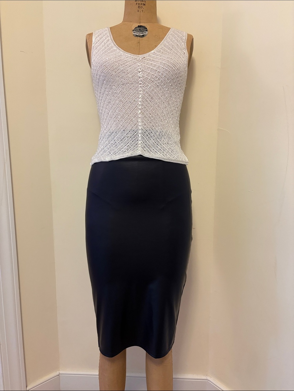 Women's Black Faux Leather Pencil Skirt - Sleek Professional Style